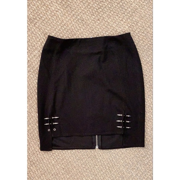 Meet your Posher, The Chair In The Corner - Picture 13 of 16